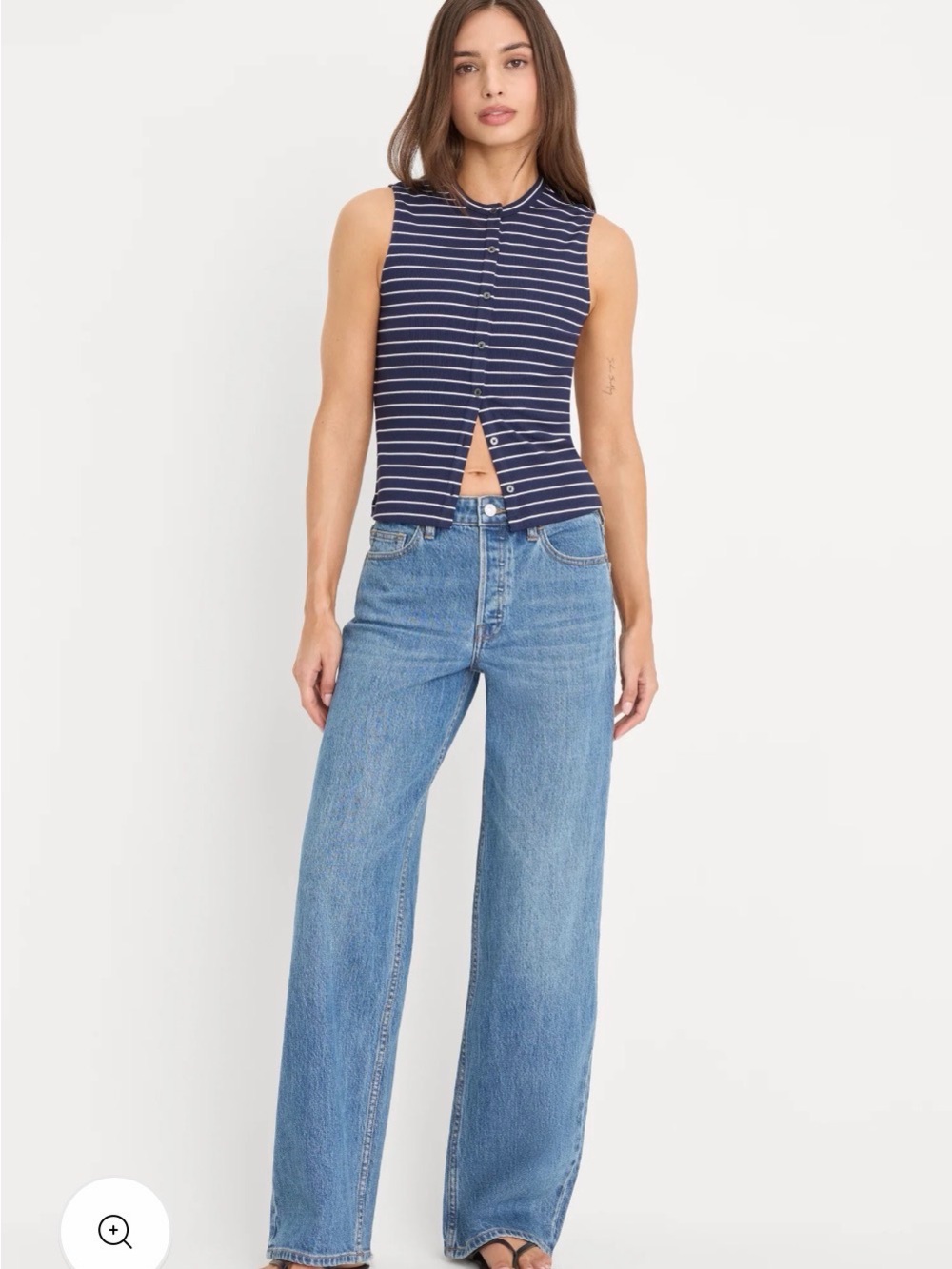Good American Wide Leg Jeans in Light Blue Denim